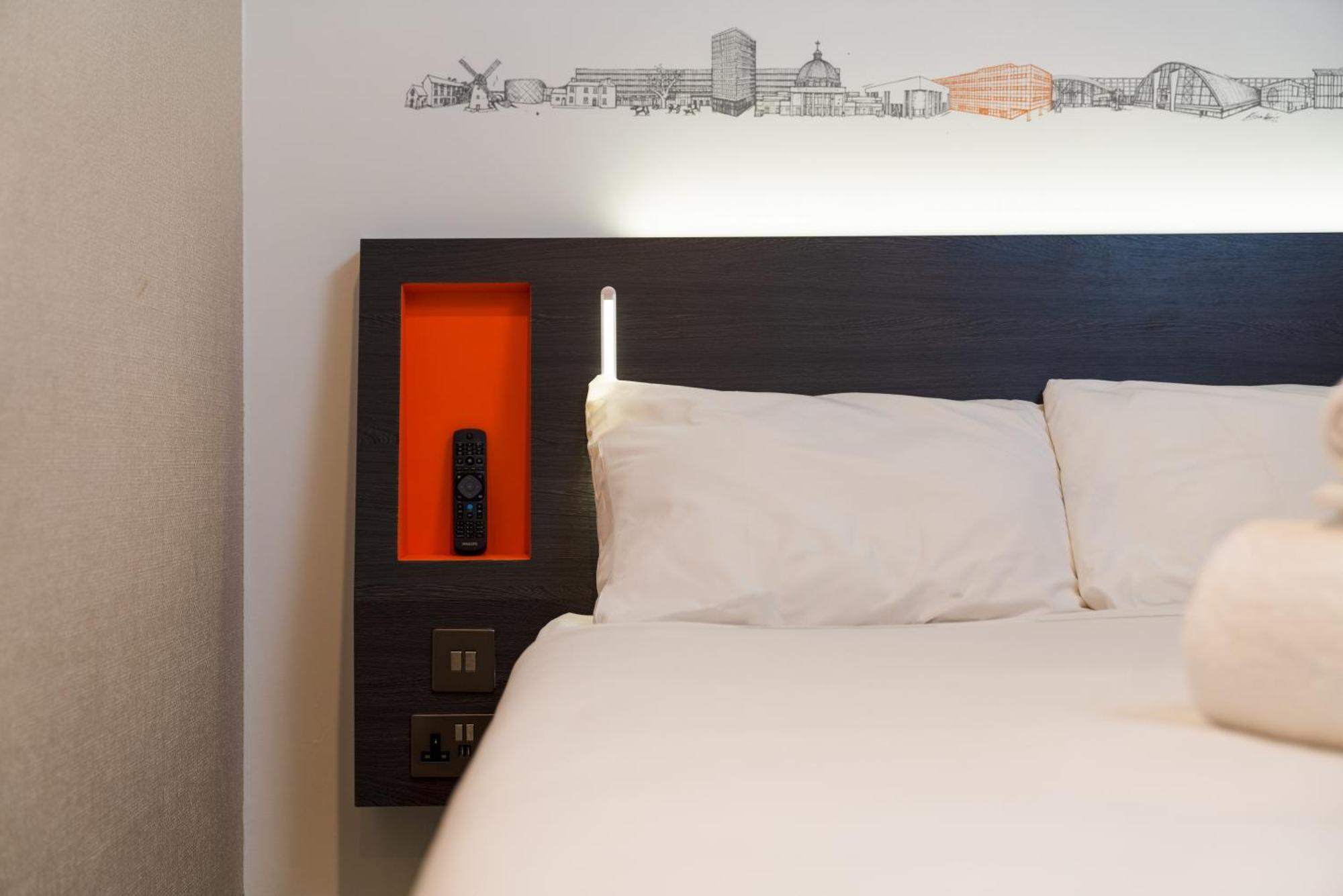 Easyhotel Milton Keynes Ngoại thất bức ảnh