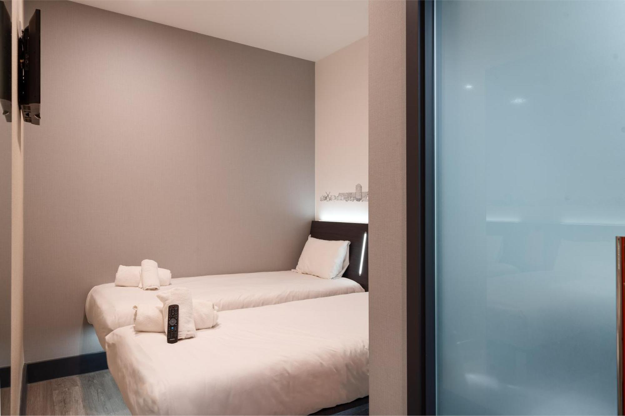 Easyhotel Milton Keynes Ngoại thất bức ảnh